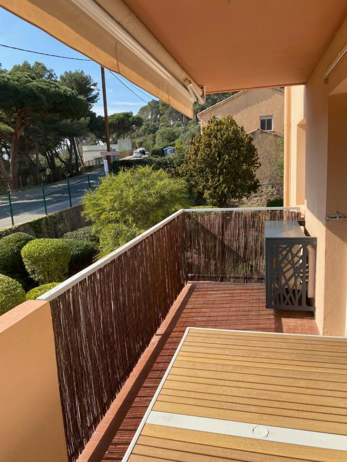 Vacances Arbanaises - Appartements Giens Hyères Buitenkant foto
